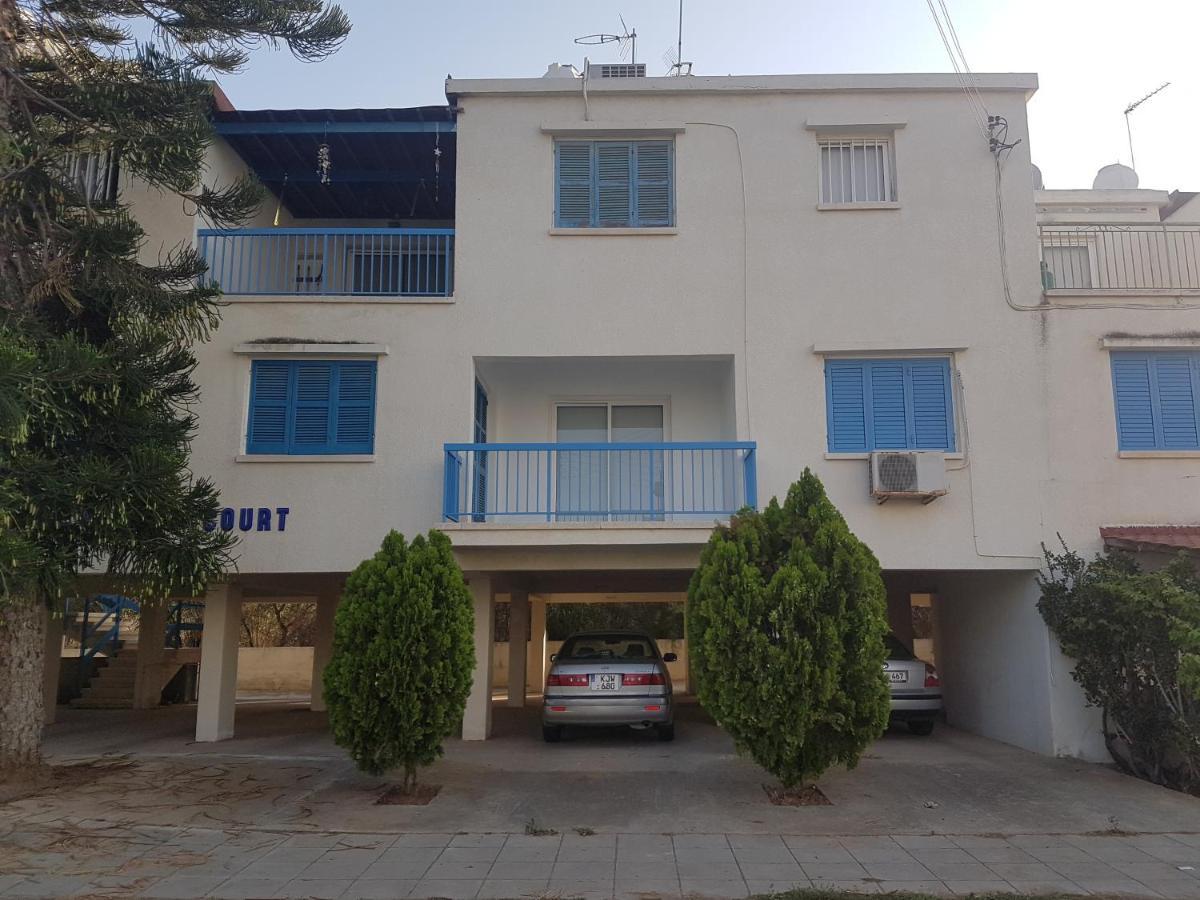Cozy Holyday Apartament Paralimni Exteriör bild