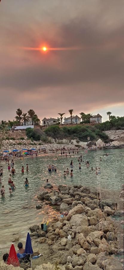Cozy Holyday Apartament Paralimni Exteriör bild