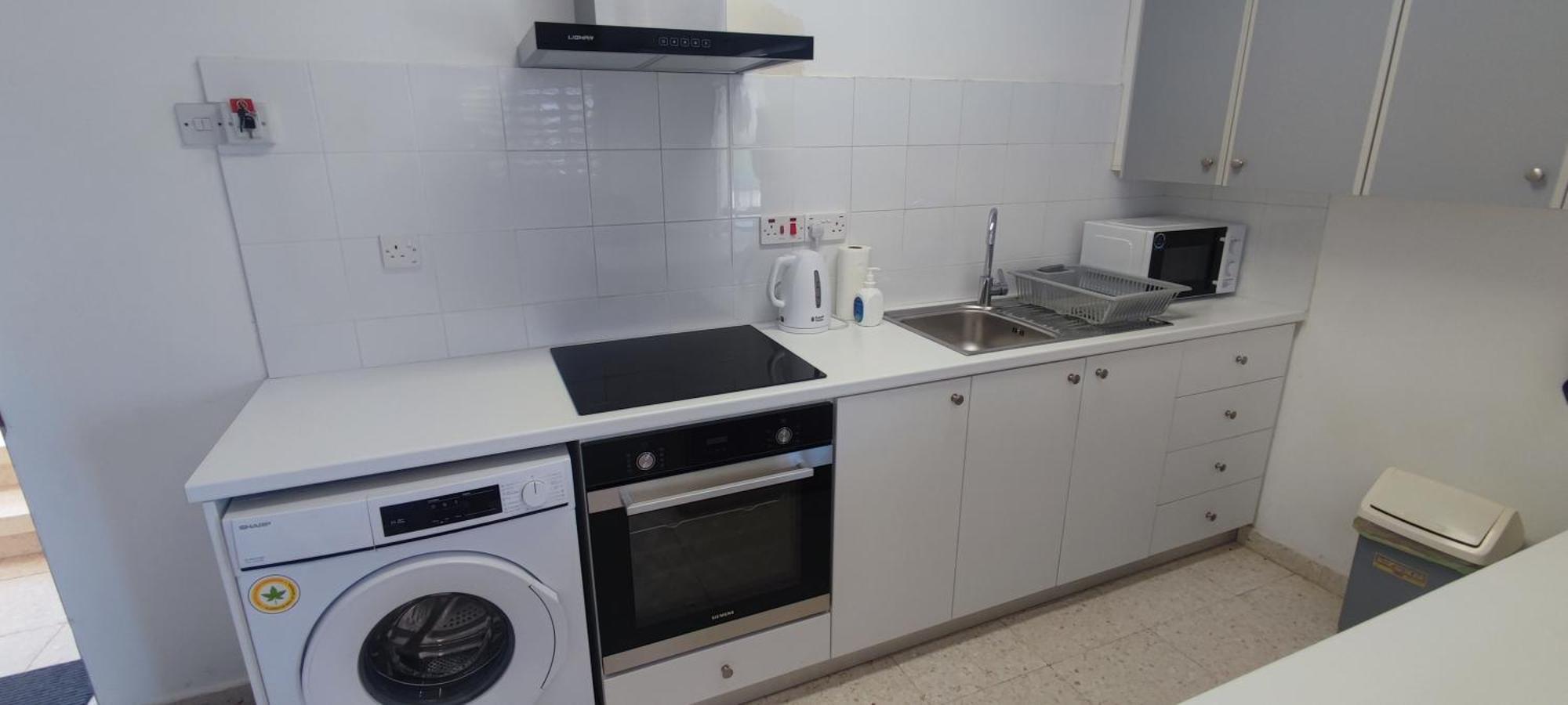 Cozy Holyday Apartament Paralimni Exteriör bild