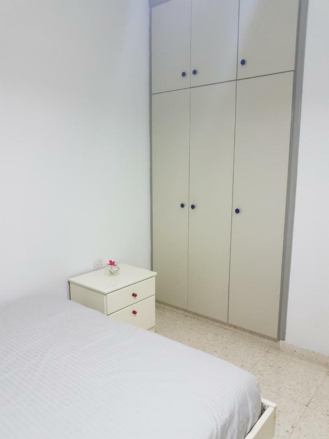 Cozy Holyday Apartament Paralimni Exteriör bild